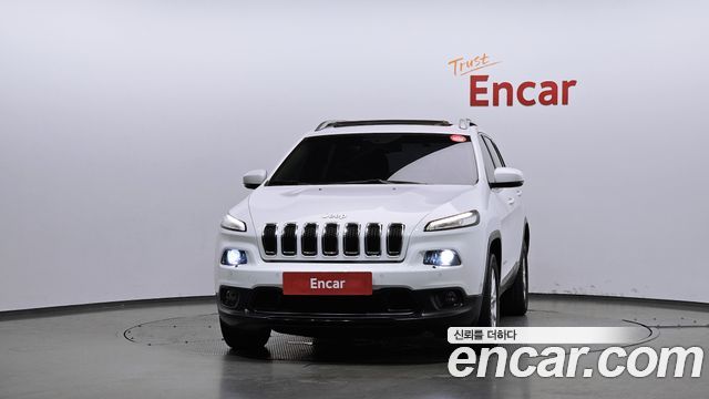 Jeep Cherokee 2.0 Diesel Longitude AWD — пробег 78 731 км — фото 3 из 5