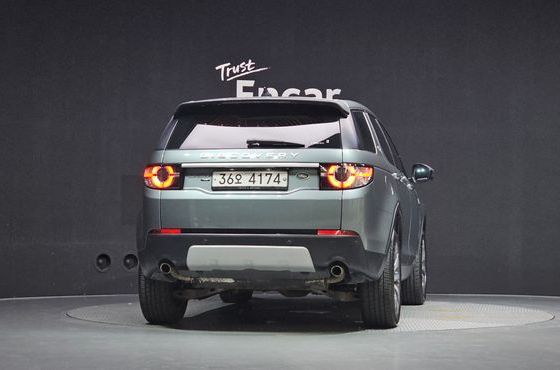 Land Rover Discovery Sport 2.0 TD4 HSE Luxury — пробег 86 292 км — фото 4 из 5