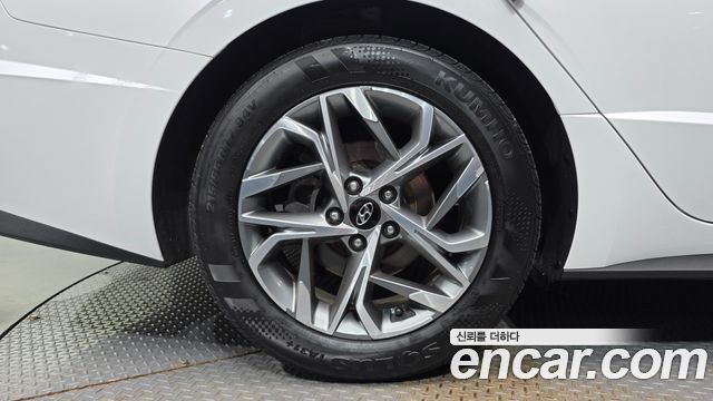 Hyundai Sonata 2.0 LPG Premium Plus — пробег 127 295 км — фото 5 из 5