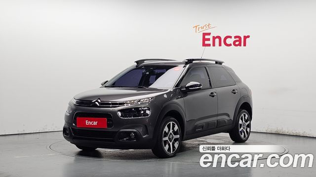 Citroen-DS C4 CACTUS 1.6 BlueHDi Shine — пробег 56 926 км — фото 1 из 5