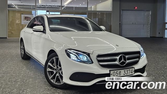 Mercedes-Benz E-Class из Кореи Encar