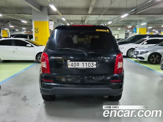 Ssangyong Rexton 2.0 4WD RX7 Luxury — пробег 156 300 км — фото 3 из 5