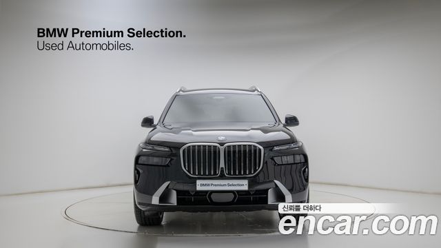 BMW X7 xDrive 40i Design Pure Excellence 6-Seater — пробег 6 657 км — фото 3 из 5