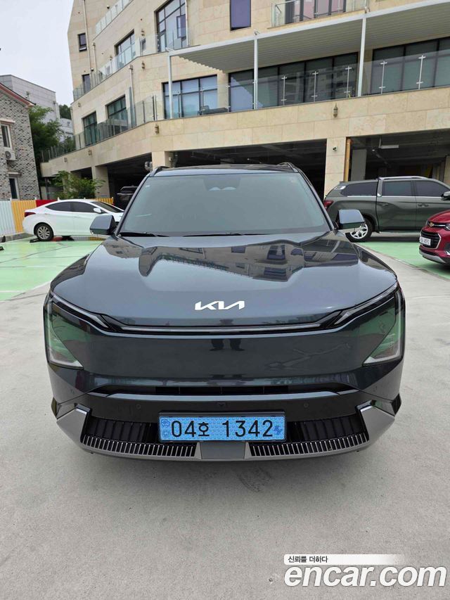 Kia EV5 Long Range 2WD Earth — пробег 1 102 км — фото 1 из 5