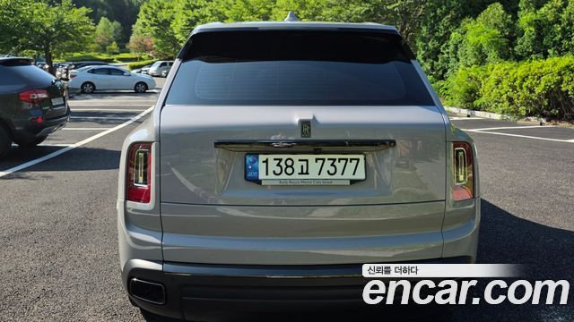 Rolls-Royce Cullinan 6.7 V12 Black Badge — пробег 28 000 км — фото 2 из 5