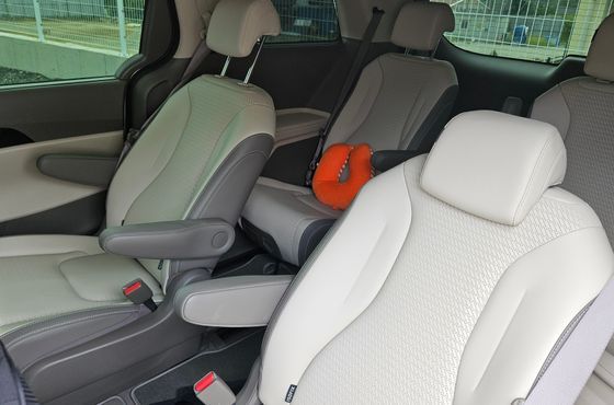 Kia Carnival Diesel 9-Seater Signature — пробег 48 663 км — фото 1 из 5