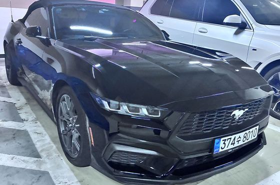 Ford Mustang 2.3 Ecoboost Premium Convertible — пробег 11 950 км — фото 3 из 5