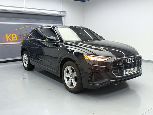 Audi Q8 45 TDI Quattro Premium — пробег 57 310 км — фото 4 из 5