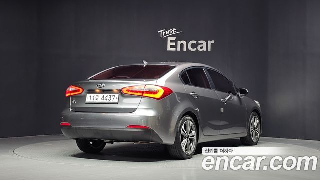 Kia K3 из Кореи Encar