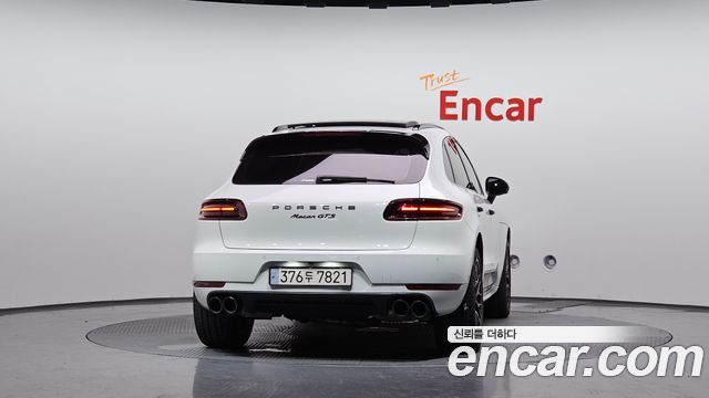 Porsche Macan из Кореи Encar