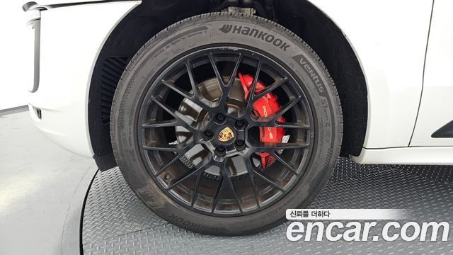 Porsche Macan из Кореи Encar