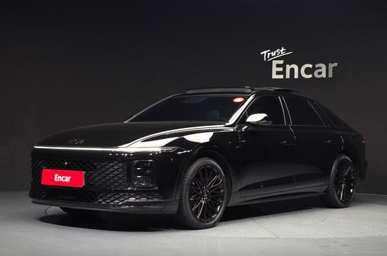Hyundai Grandeur Calligraphy — пробег 10 993 км — фото 1 из 5