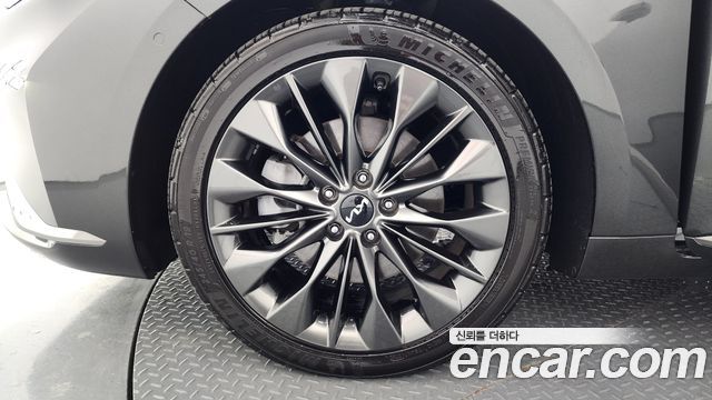 Kia K8 из Кореи Encar