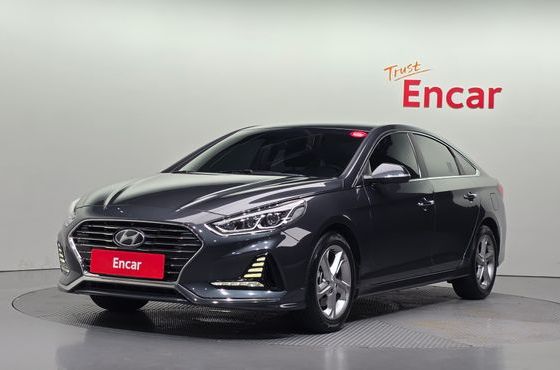 Hyundai Sonata 2.0 Modern — пробег 166 536 км — фото 1 из 5