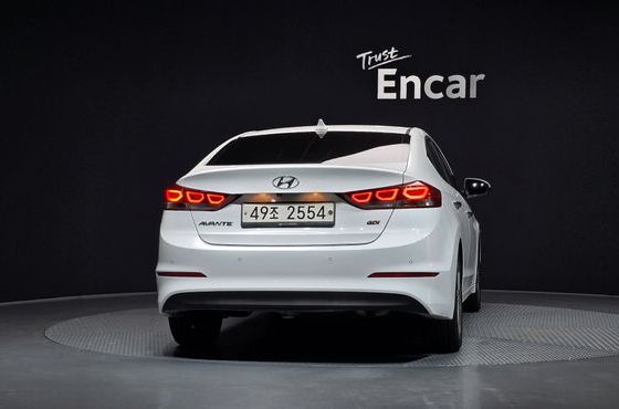 Hyundai AVANTE 1.6 GDI Modern special — пробег 89 786 км — фото 4 из 5
