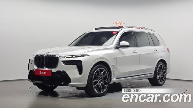 BMW X7 xDrive 40i M Sport 7STR — пробег 34 466 км — фото 1 из 5