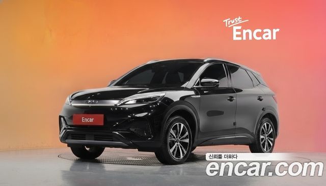BYD Atto 3 Basic — пробег 5 615 км — фото 1 из 5