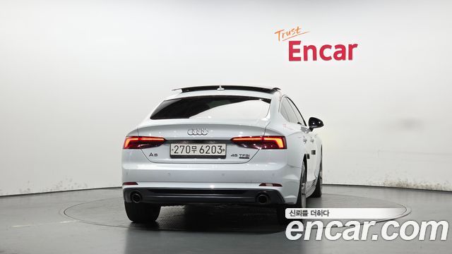 Audi A5 45 TFSI Quattro Premium Sportback — пробег 129 684 км — фото 4 из 5