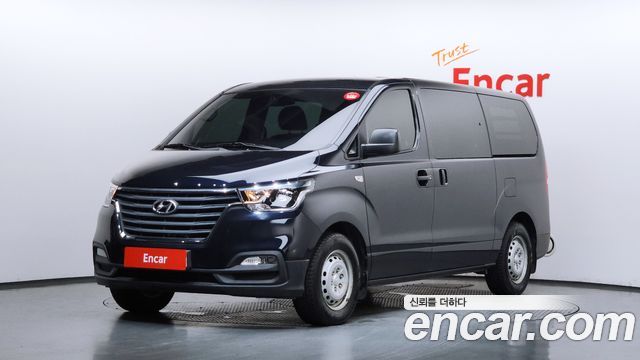 Hyundai Starex Van 5-Seater Style — пробег 33 032 км — фото 1 из 5