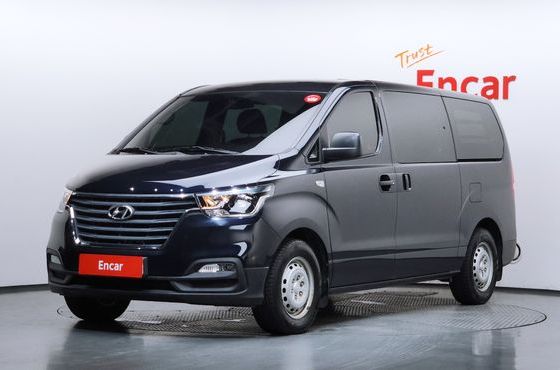 Hyundai Starex Van 5-Seater Style — пробег 33 032 км — фото 1 из 5