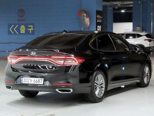 Hyundai Grandeur 2.4 Modern — пробег 49 733 км — фото 2 из 5