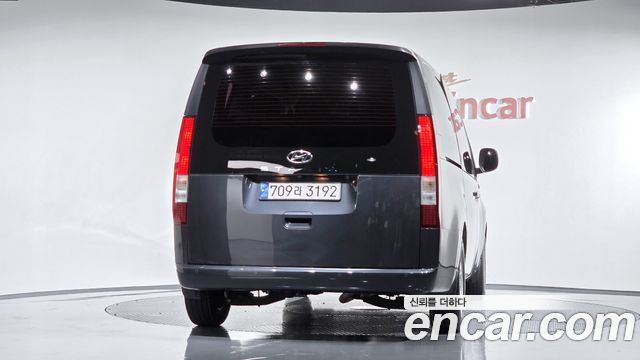 Hyundai Staria Tourer 11-Seater Smart — пробег 40 668 км — фото 4 из 5