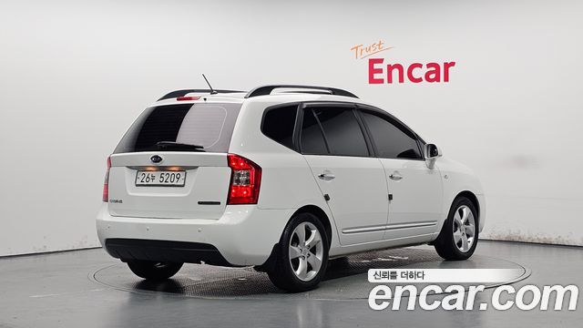 Kia Carens из Кореи Encar