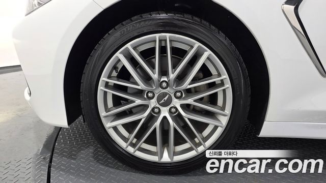Genesis G70 из Кореи Encar