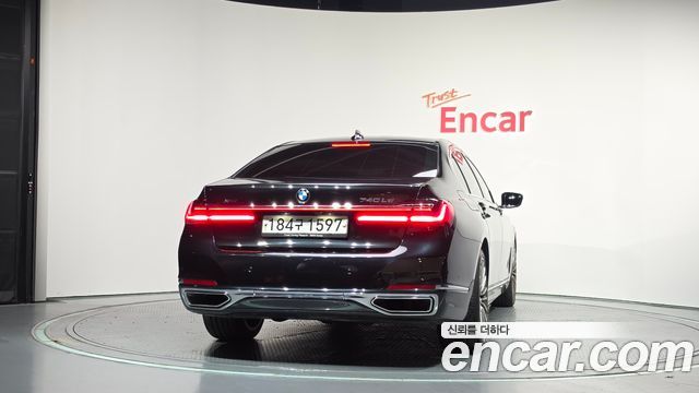 BMW 7-Series 740Ld xDrive Design Pure Excellence — пробег 125 728 км — фото 4 из 5