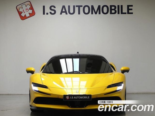 Ferrari SF90 4.0 — пробег 7 700 км — фото 2 из 5