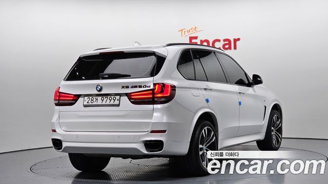 BMW X5 xDrive M50d — пробег 104 832 км — фото 2 из 5