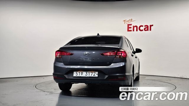 Hyundai AVANTE из Кореи Encar