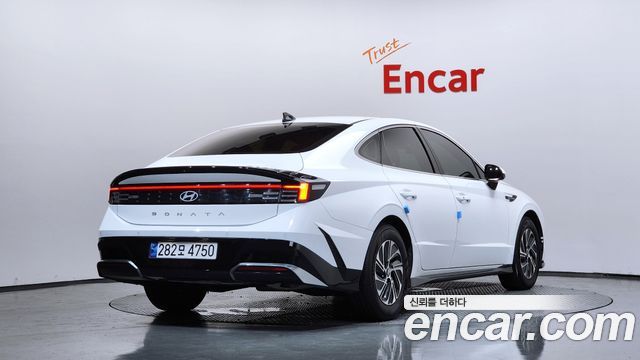 Hyundai Sonata Premium — пробег 83 145 км — фото 2 из 5
