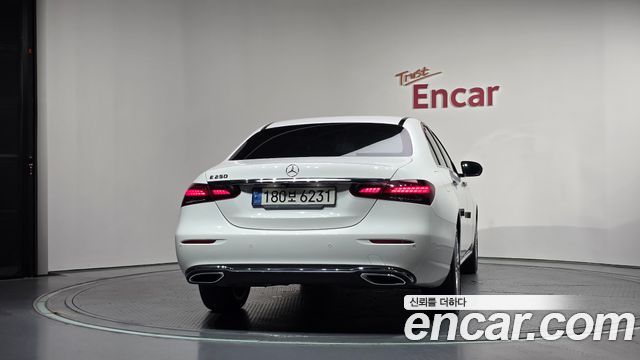 Mercedes-Benz E-Class из Кореи Encar