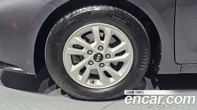 Kia K3 из Кореи Encar