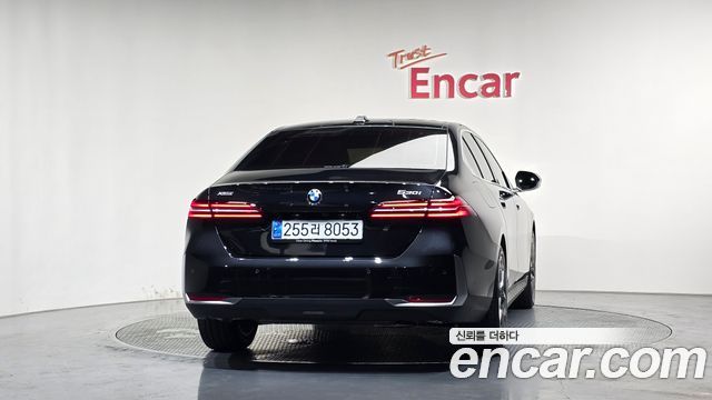 BMW 5-Series 530i xDrive — пробег 6 800 км — фото 4 из 5