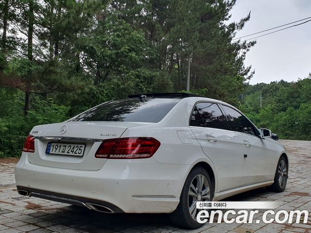 Mercedes-Benz E-Class из Кореи Encar