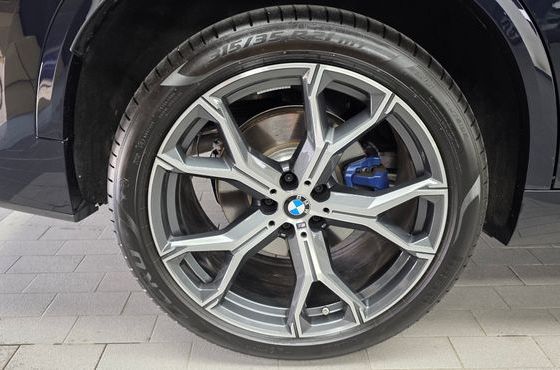 BMW X5 xDrive 40i M Sport — пробег 5 097 км — фото 5 из 5