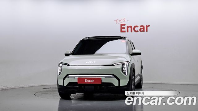 Kia EV3 Long Range 2WD AIr — пробег 9 680 км — фото 3 из 5