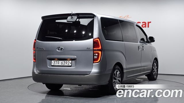 Hyundai Starex Urban 9-Seater Exclusive — пробег 89 829 км — фото 2 из 5