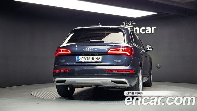 Audi Q5 40 TDI Quattro Premium — пробег 212 687 км — фото 4 из 5