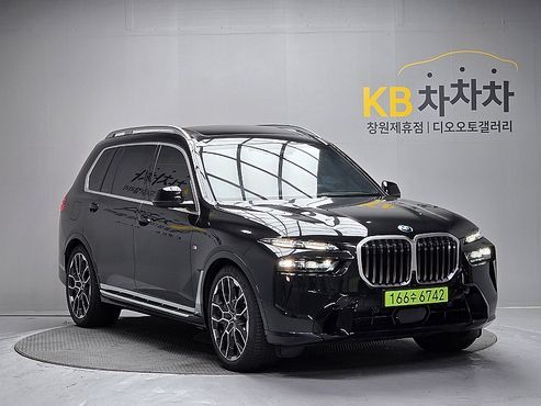 BMW X7 xDrive 40i M Sport 6STR — пробег 6 266 км — фото 5 из 5