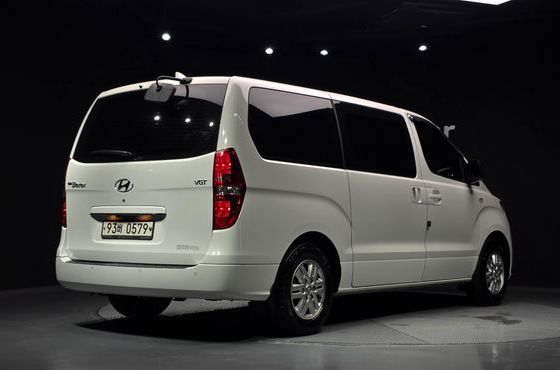 Hyundai Starex Van 3-Seater Smart — пробег 140 272 км — фото 2 из 5