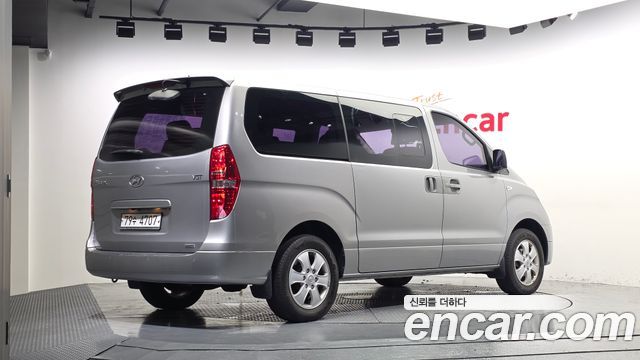 Hyundai Starex 4WD 12-Seater Wagon modern — пробег 97 847 км — фото 2 из 5