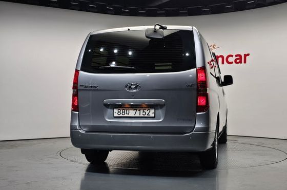Hyundai Starex Van 3-Seater Smart — пробег 41 931 км — фото 4 из 5