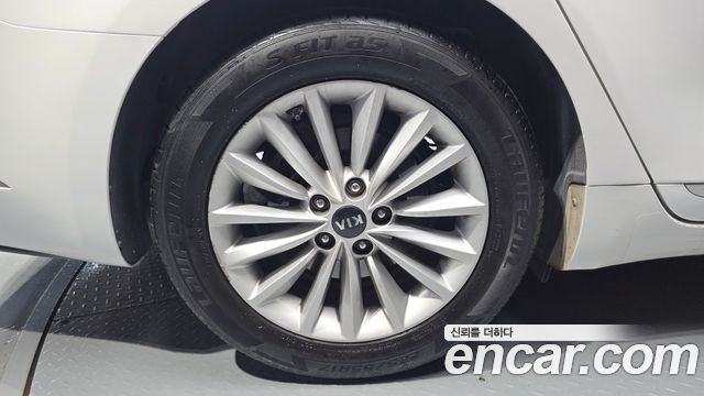 Kia K7 из Кореи Encar