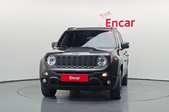 Jeep Renegade 2.0 Diesel Tailhawk AWD — пробег 70 007 км — фото 3 из 5