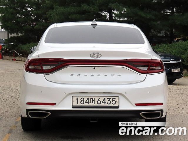 Hyundai Grandeur 3.0 Modren Basic (Rental car) — пробег 111 166 км — фото 4 из 5