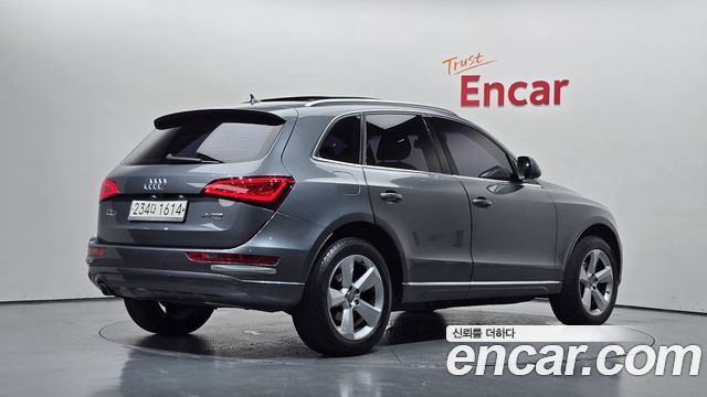 Audi Q5 2.0 TDI Quattro Dynamic 8R — пробег 98 335 км — фото 2 из 5