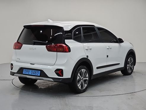 Kia Niro Earth — пробег 76 304 км — фото 4 из 5